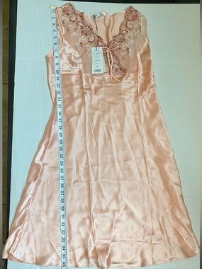 100% Silk Lace-Trim Chemise Nightdress in Blush Pink